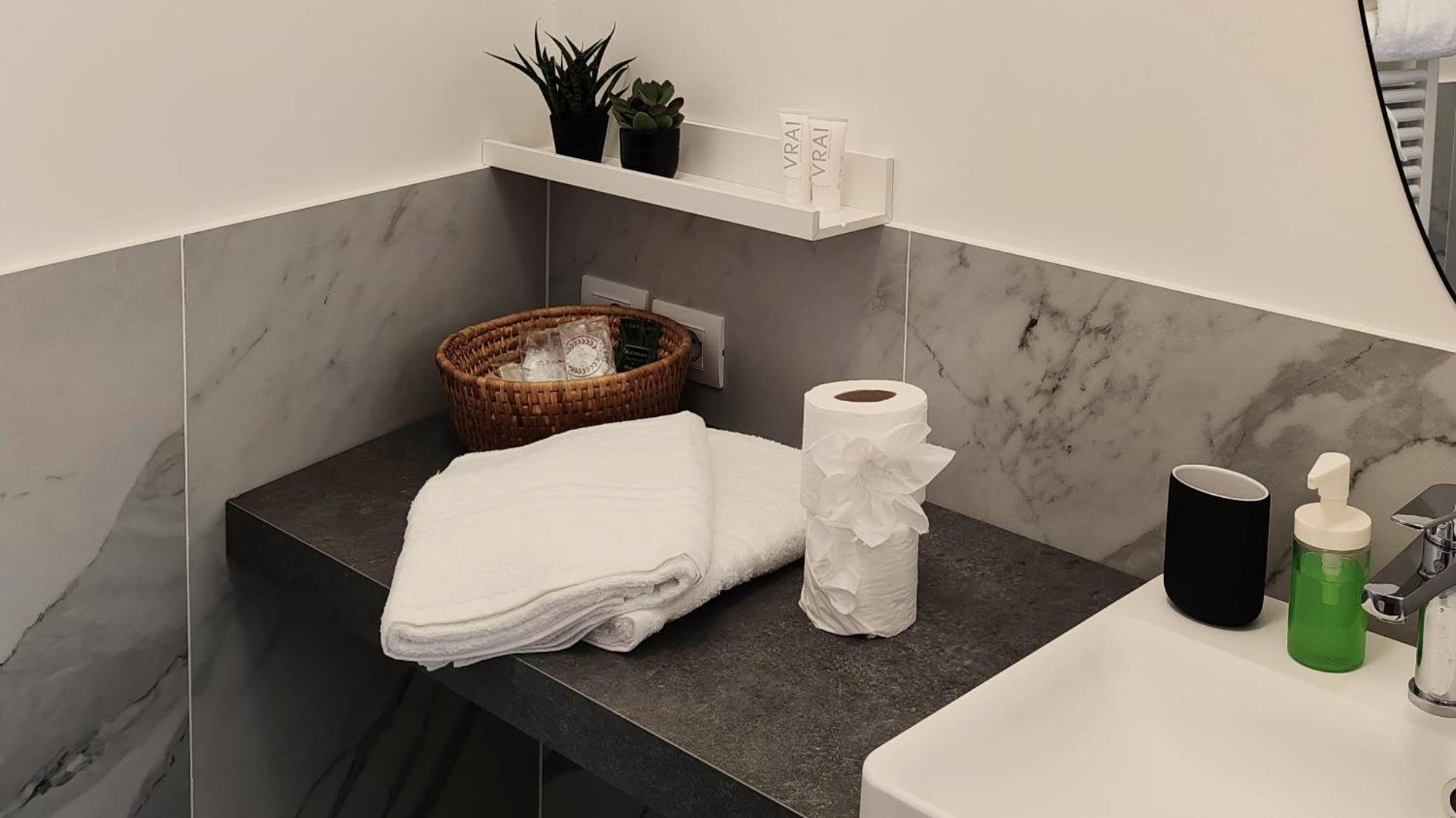 City Apartment - Il Ghiro Florence Luaran gambar