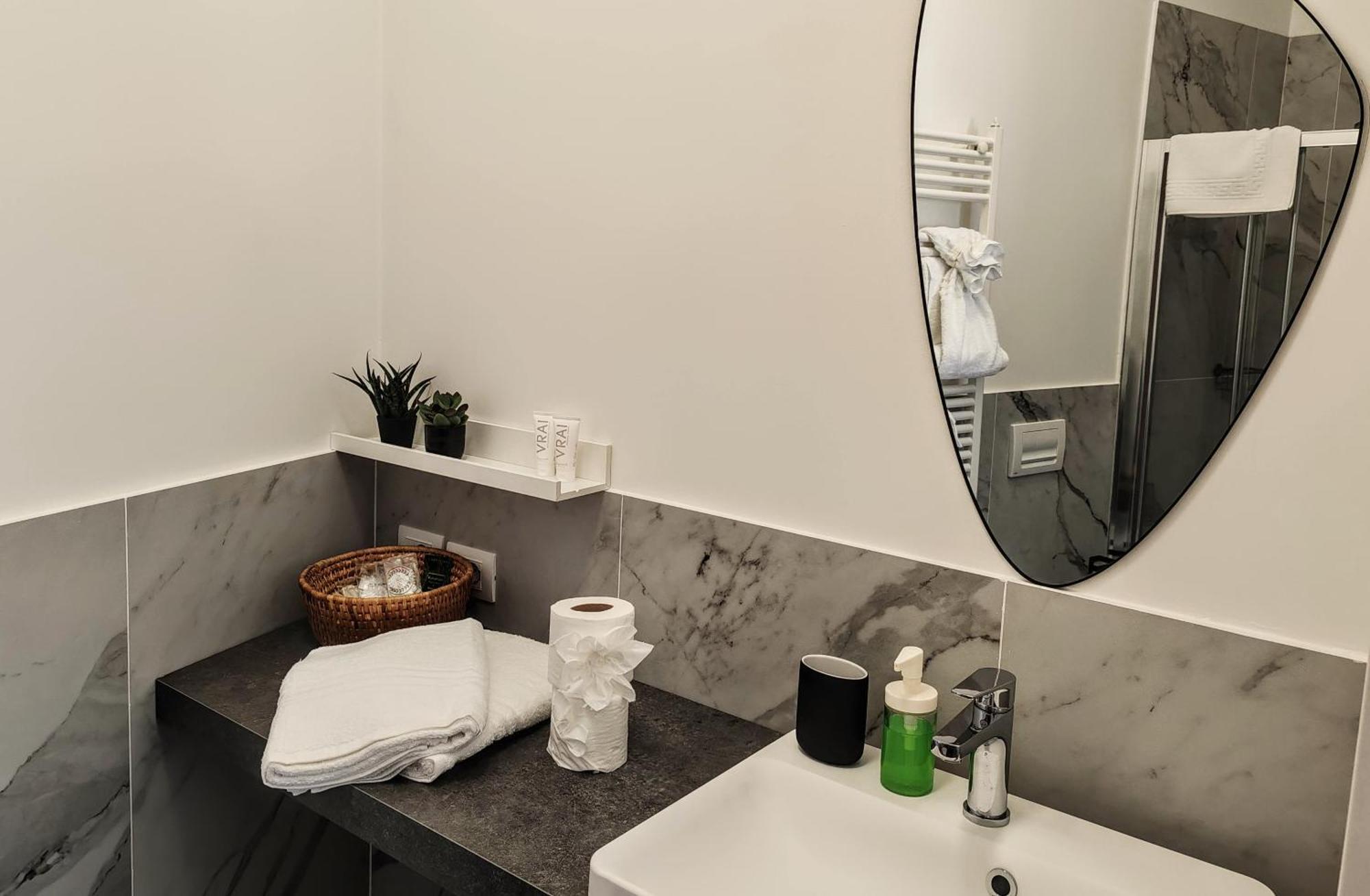 City Apartment - Il Ghiro Florence Luaran gambar